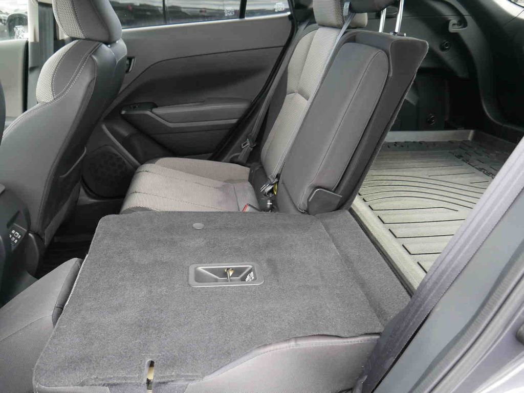 Used 2024 Subaru Crosstrek 2.0i Premium w/ Crosstrek Mirror Package AWD/4WD image 12