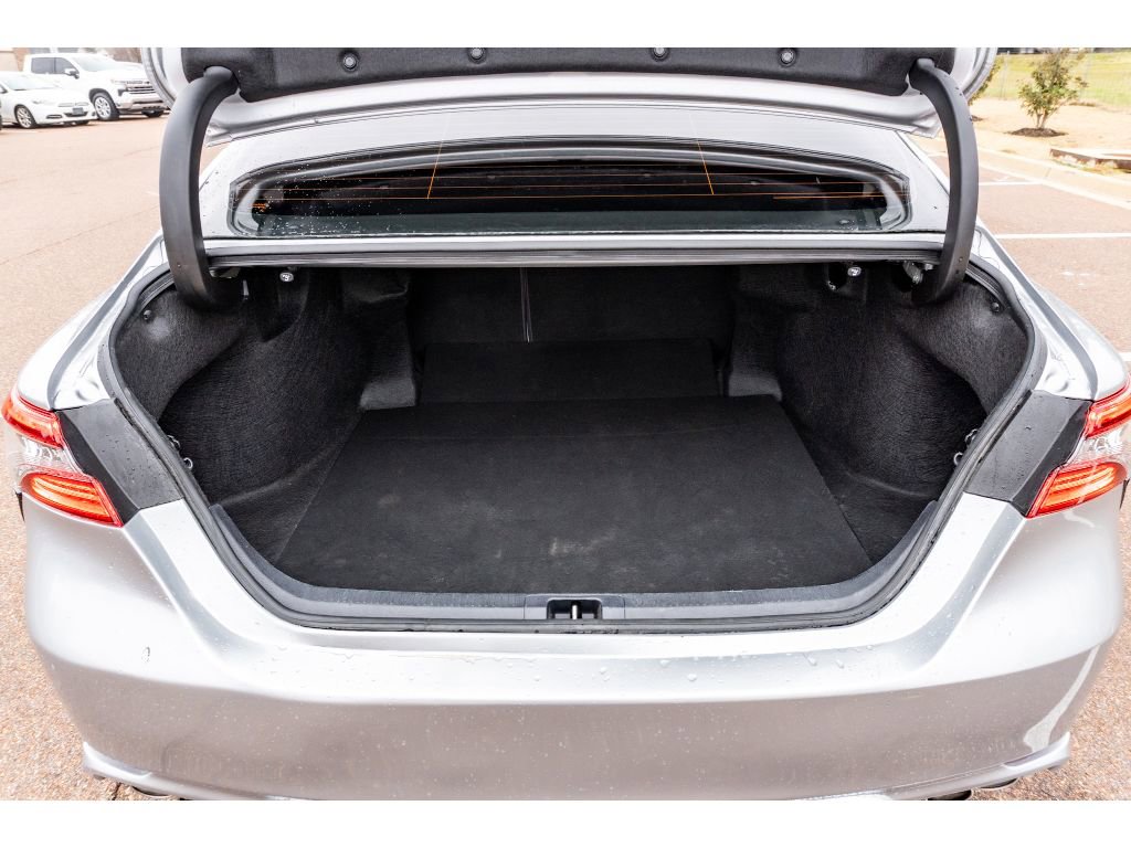 Used 2024 Toyota Camry XSE image 13