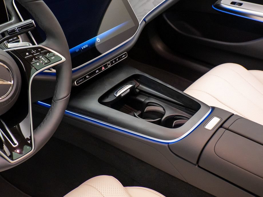 New 2026 Mercedes-Benz E 350 4MATIC Sedan image 12
