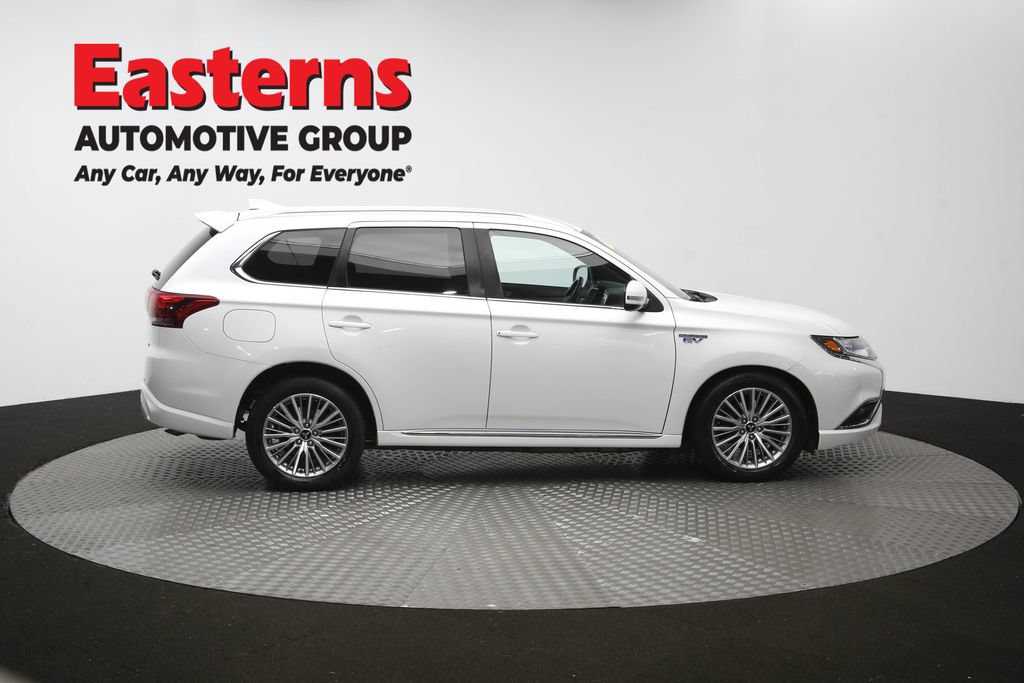 Used 2020 Mitsubishi Outlander SEL AWD/4WD image 44