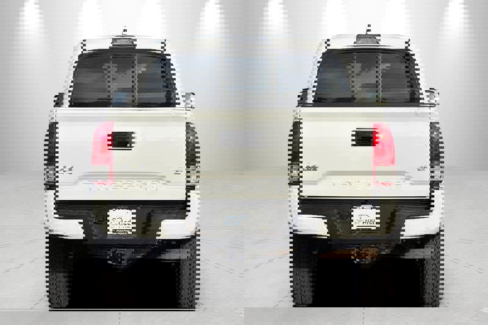 Used 2019 Toyota Tacoma SR w/ SR Convenience Package image 7