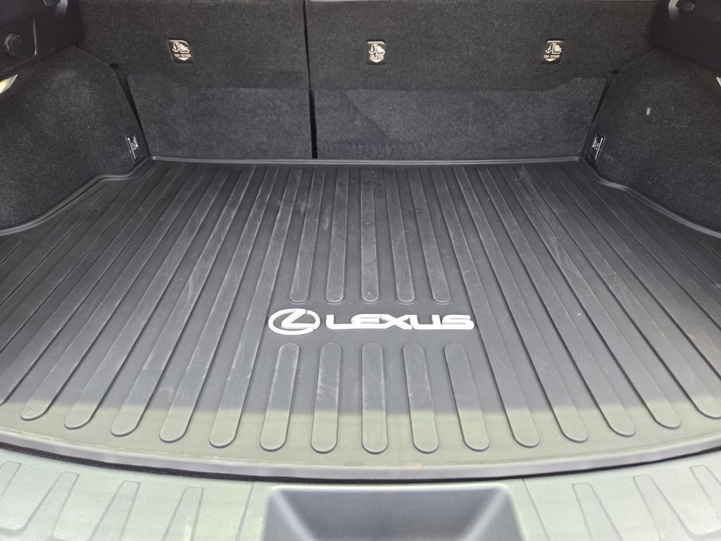 Used 2021 Lexus UX 250h F Sport w/ F Sport Premium Package AWD/4WD image 33