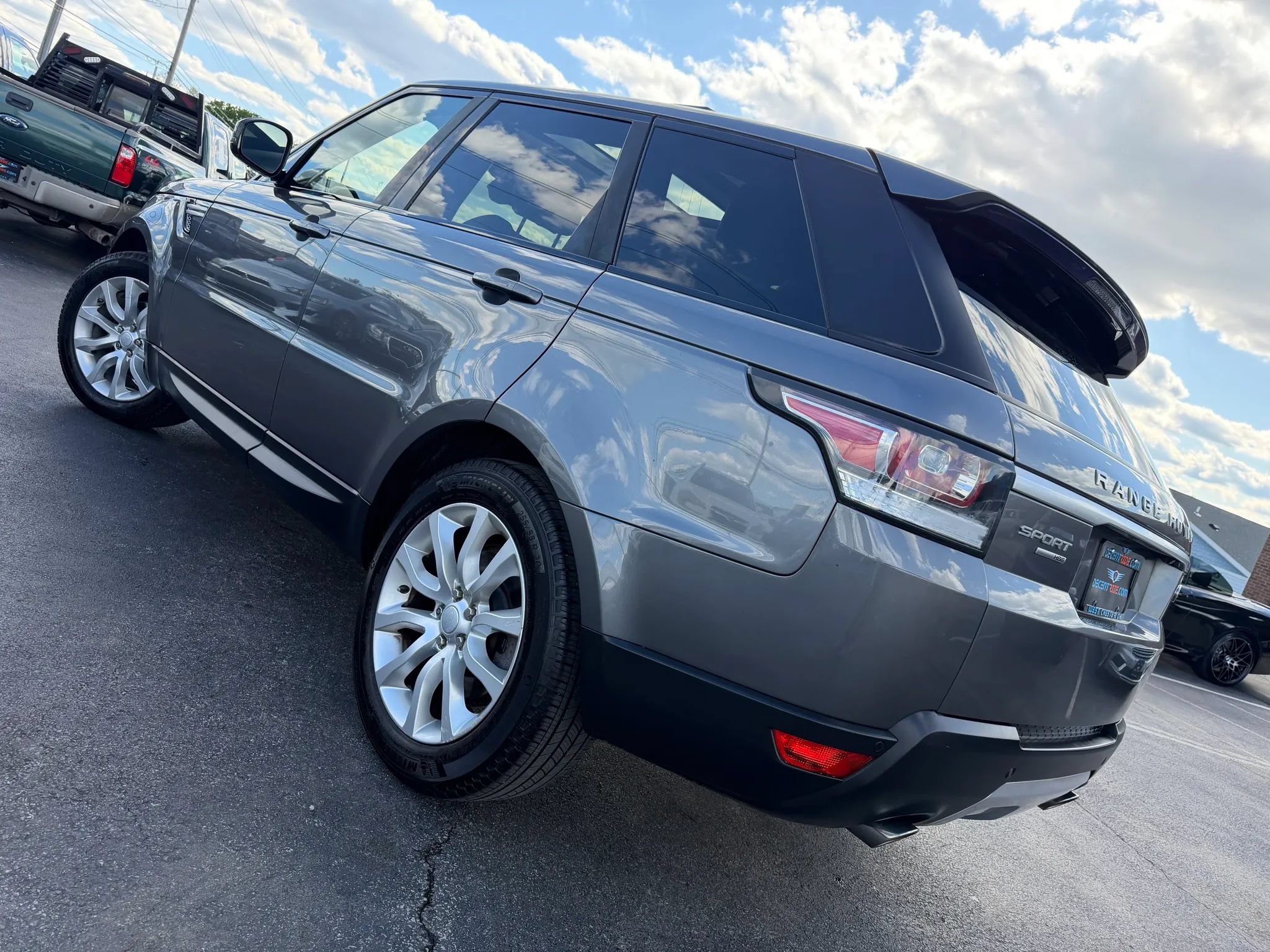 Used 2017 Land Rover Range Rover Sport HSE AWD/4WD image 57
