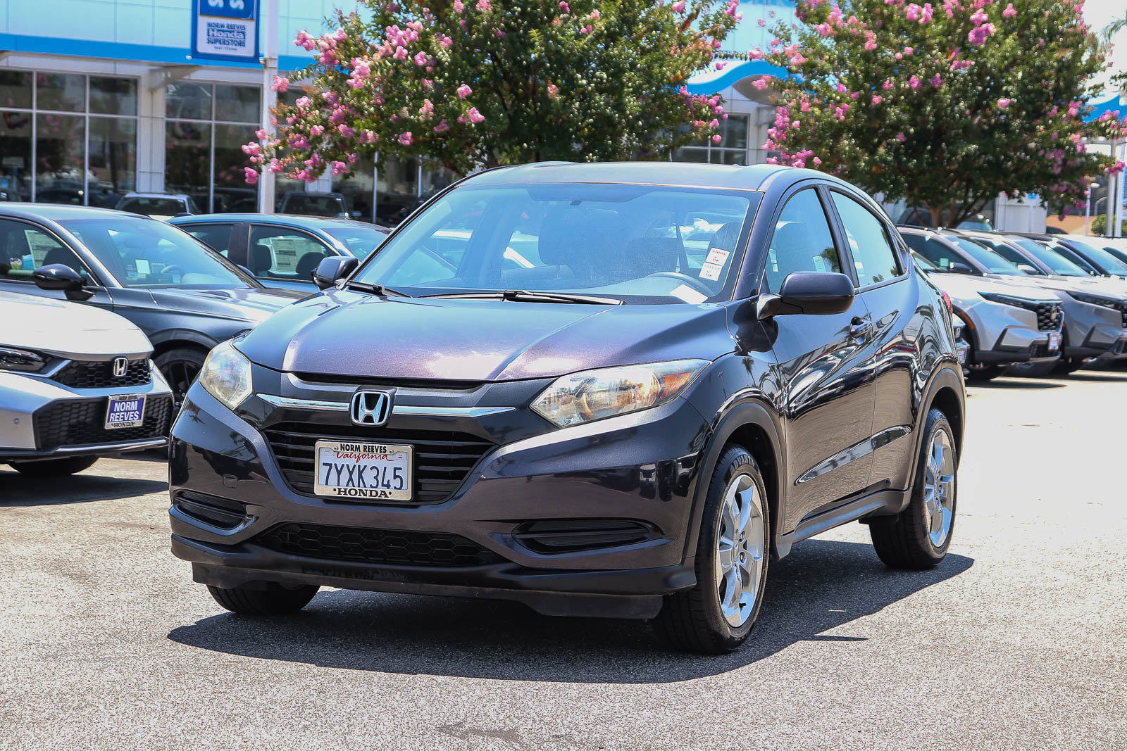 Used 2017 Honda HR-V LX image 3