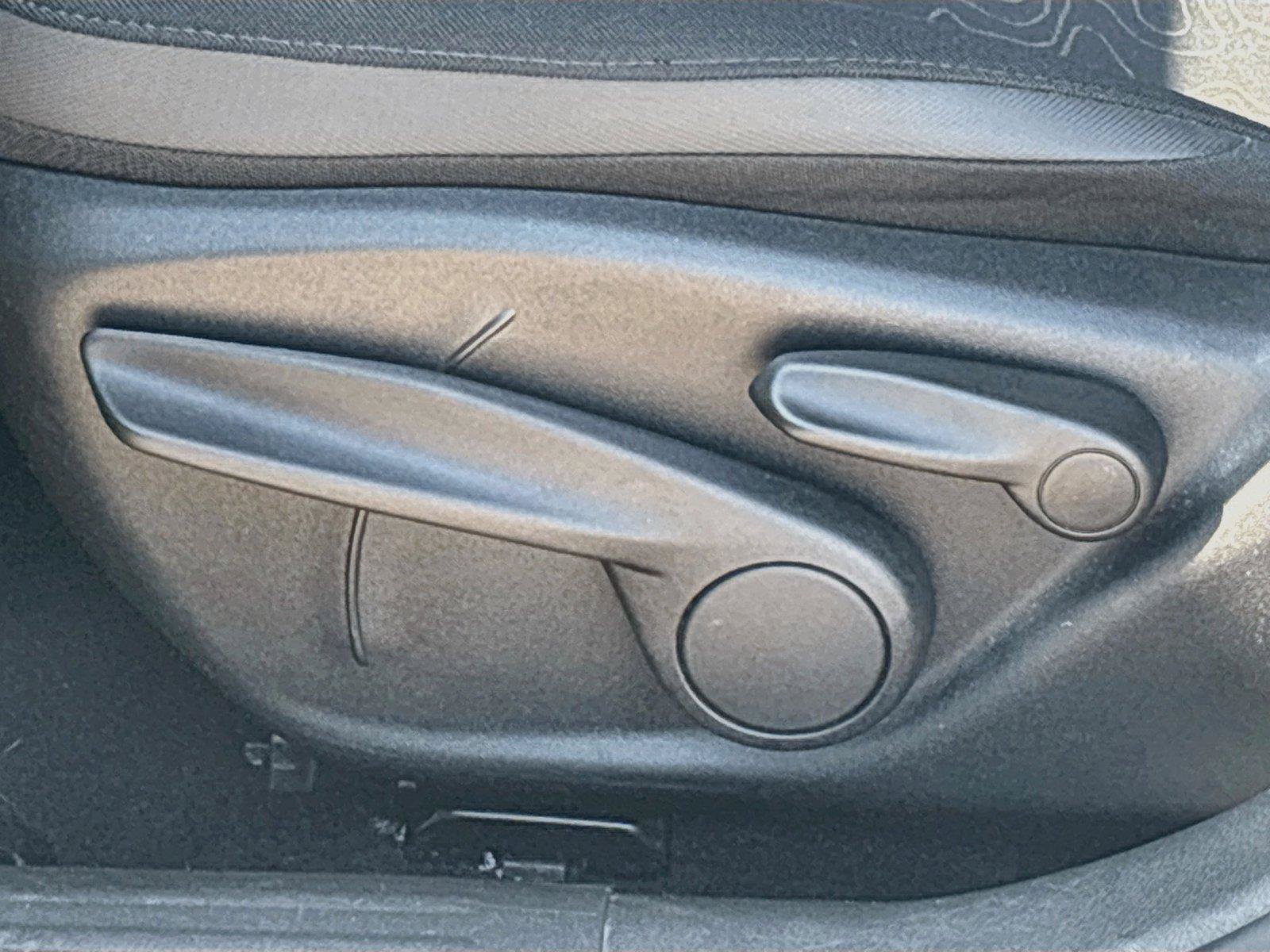 Certified 2023 Jeep Renegade Latitude AWD/4WD image 21