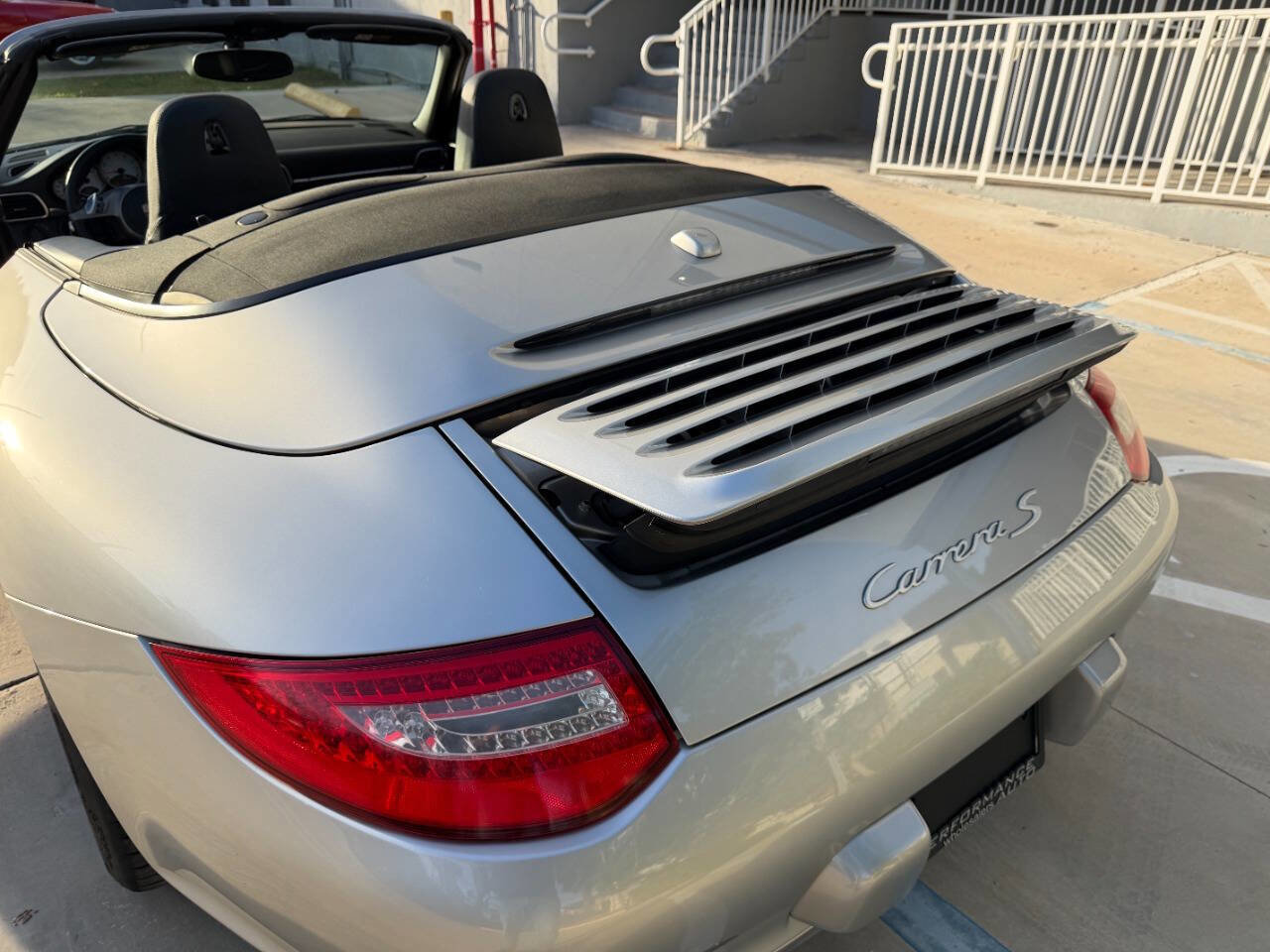 Used 2009 Porsche 911 Carrera S image 28