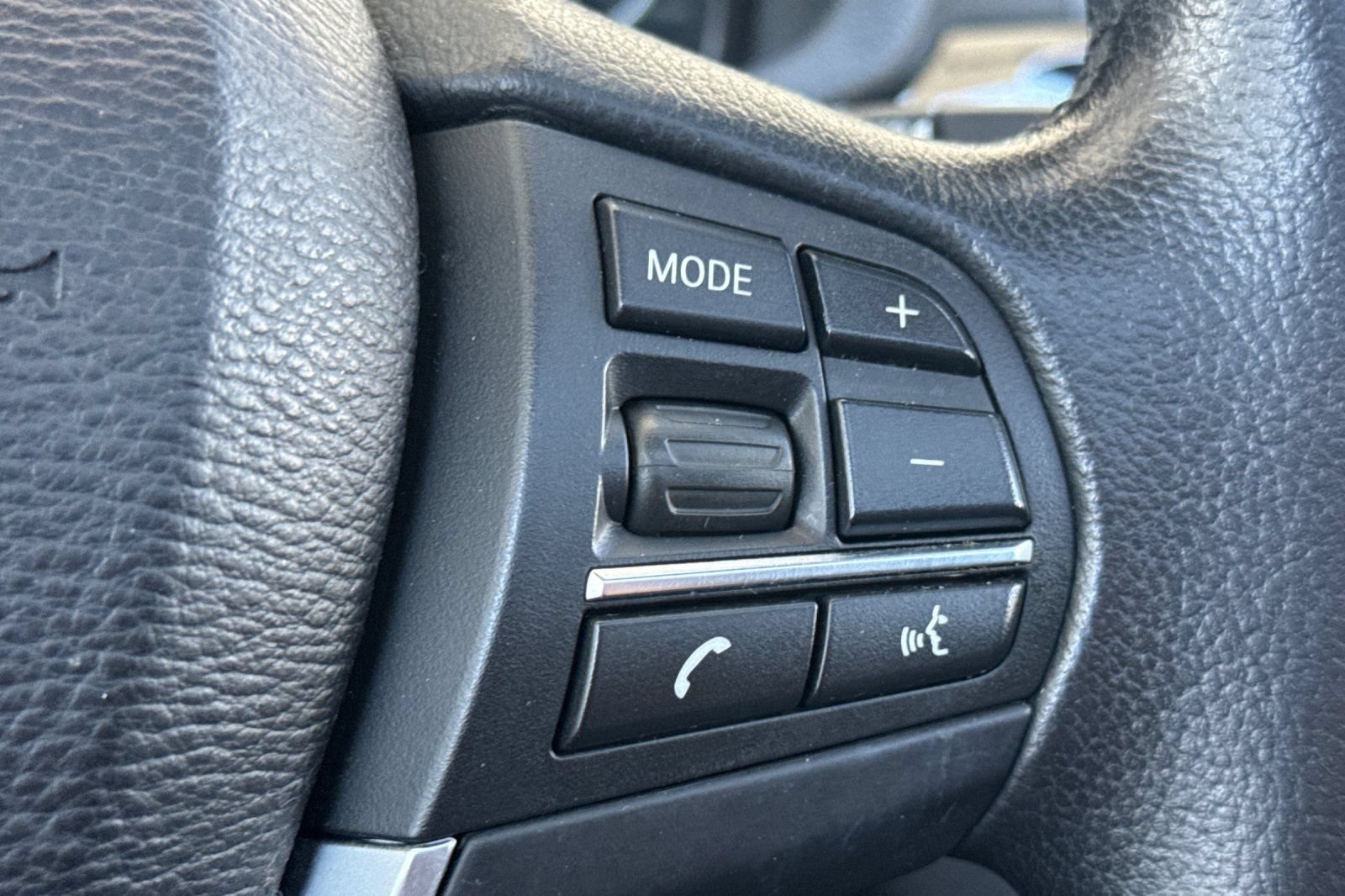 Used 2017 BMW X3 xDrive28i AWD/4WD image 27