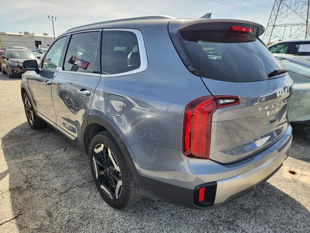 Used 2025 Kia Telluride S image 4