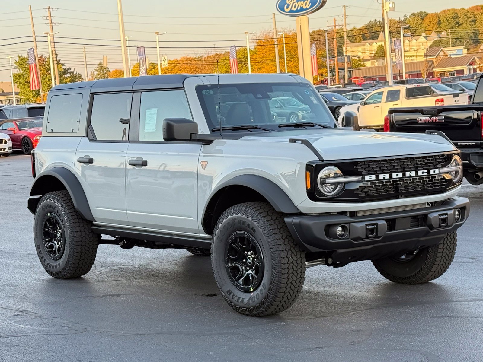 New 2026 Ford Bronco Badlands AWD/4WD image 9