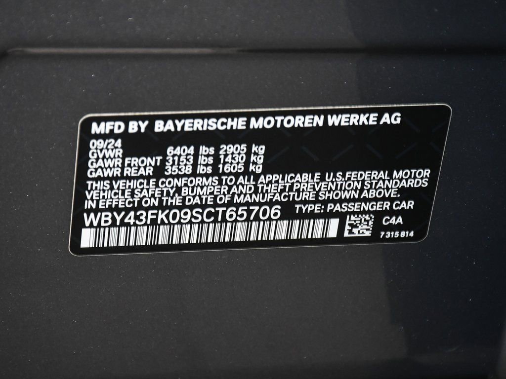 Used 2025 BMW i5 M60 w/ Executive Package image 23