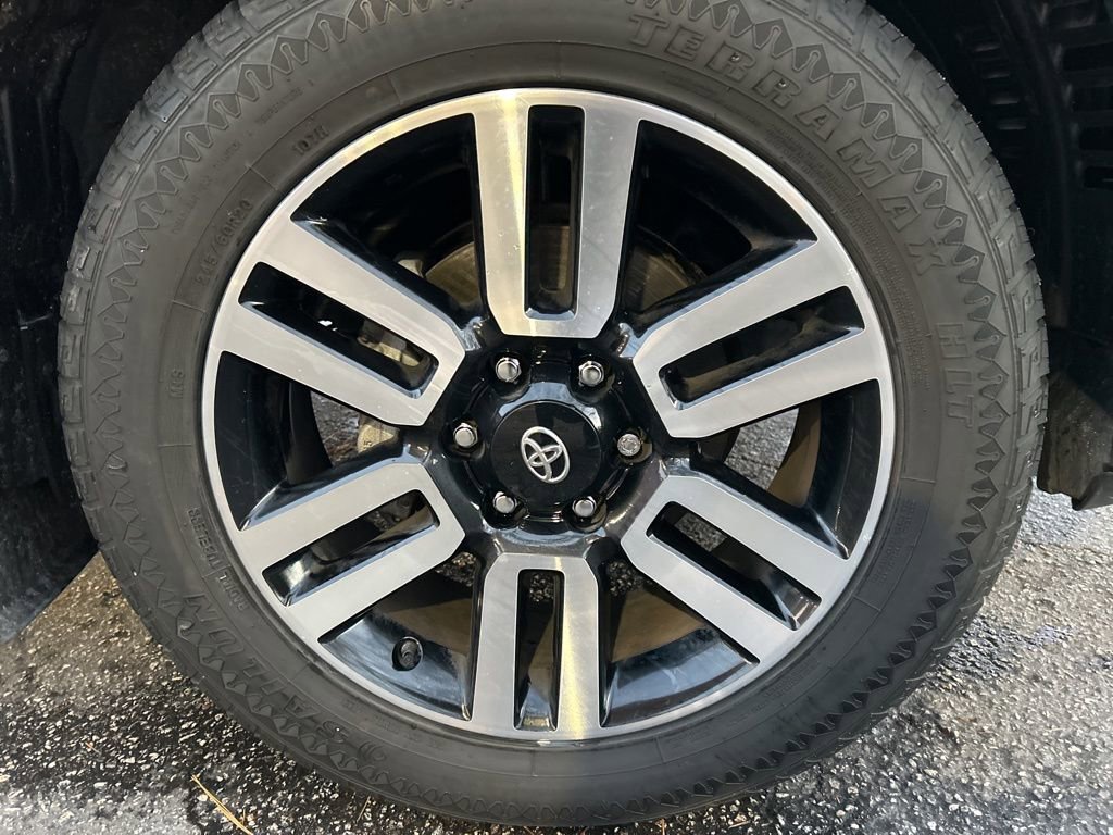 Used 2023 Toyota 4Runner Limited image 10