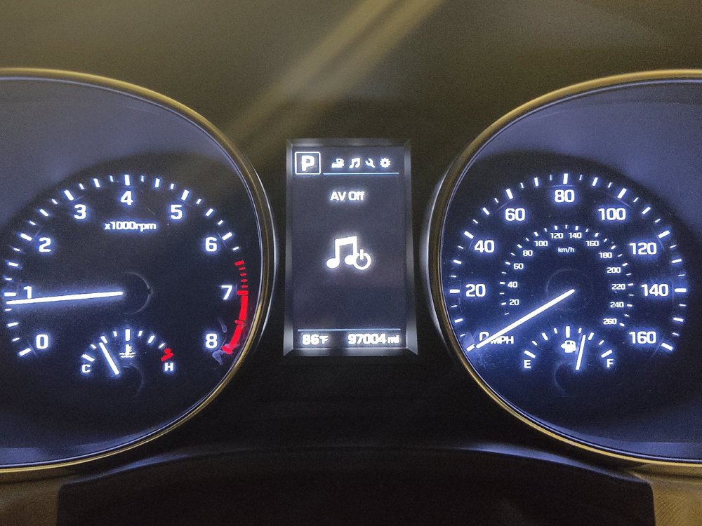 Used 2018 Hyundai Santa Fe Sport FWD image 23