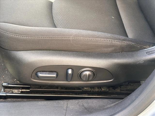 Used 2024 Chevrolet Malibu LT image 17