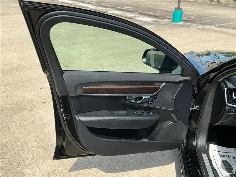 Used 2018 Volvo S90 T5 Momentum w/ Momentum Plus Package FWD image 25