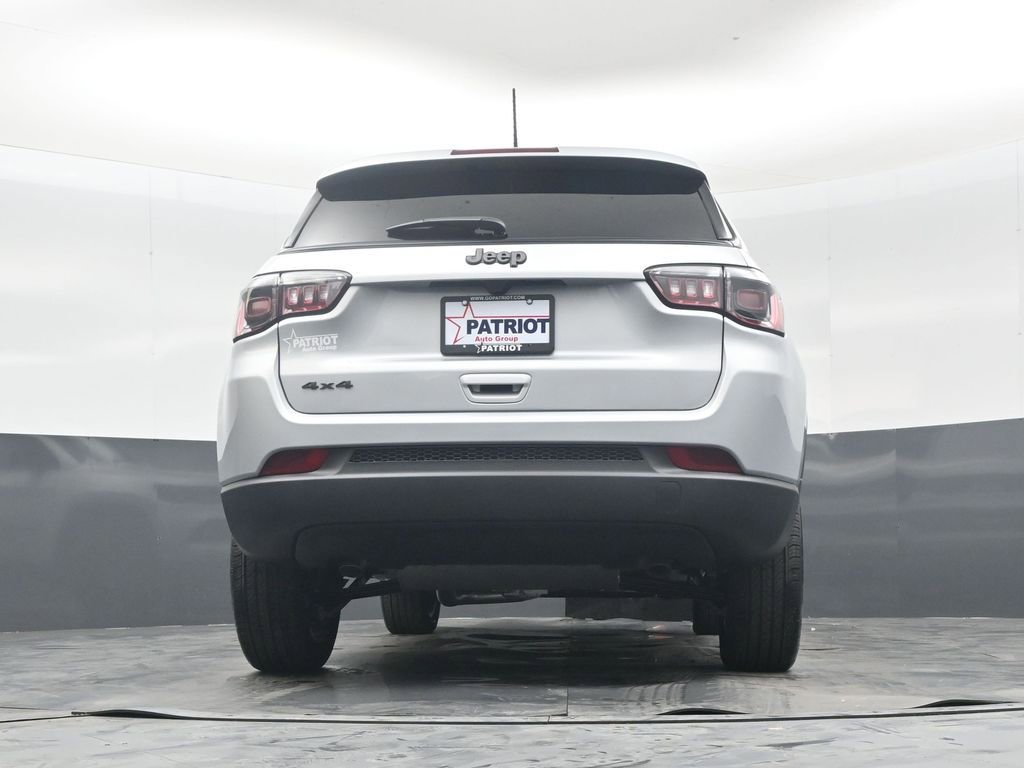 New 2026 Jeep Compass Latitude AWD/4WD image 37