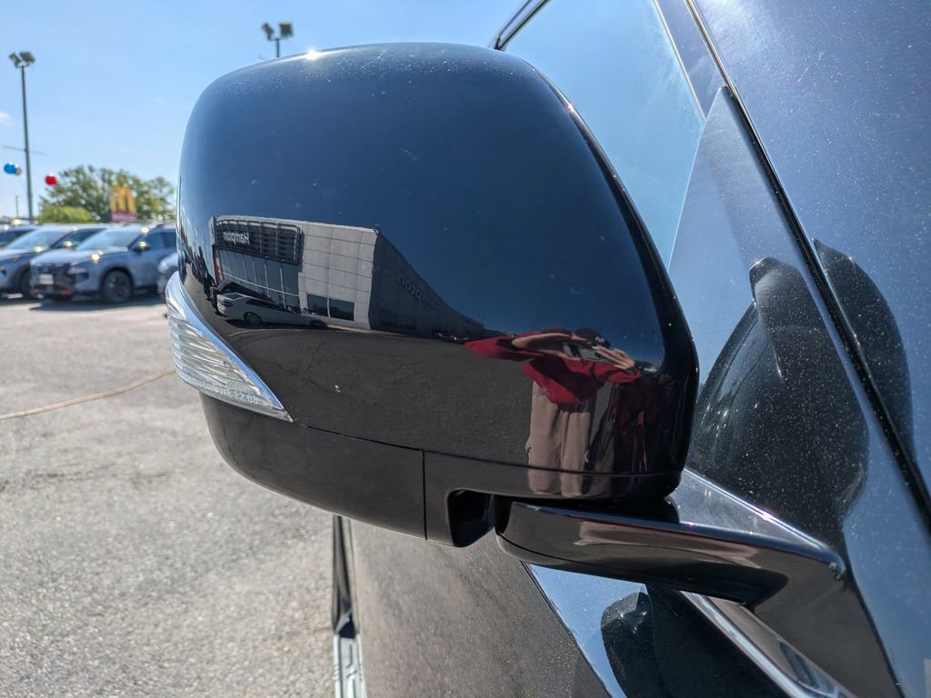 Certified 2023 Nissan Armada SV w/ Cargo Package image 13