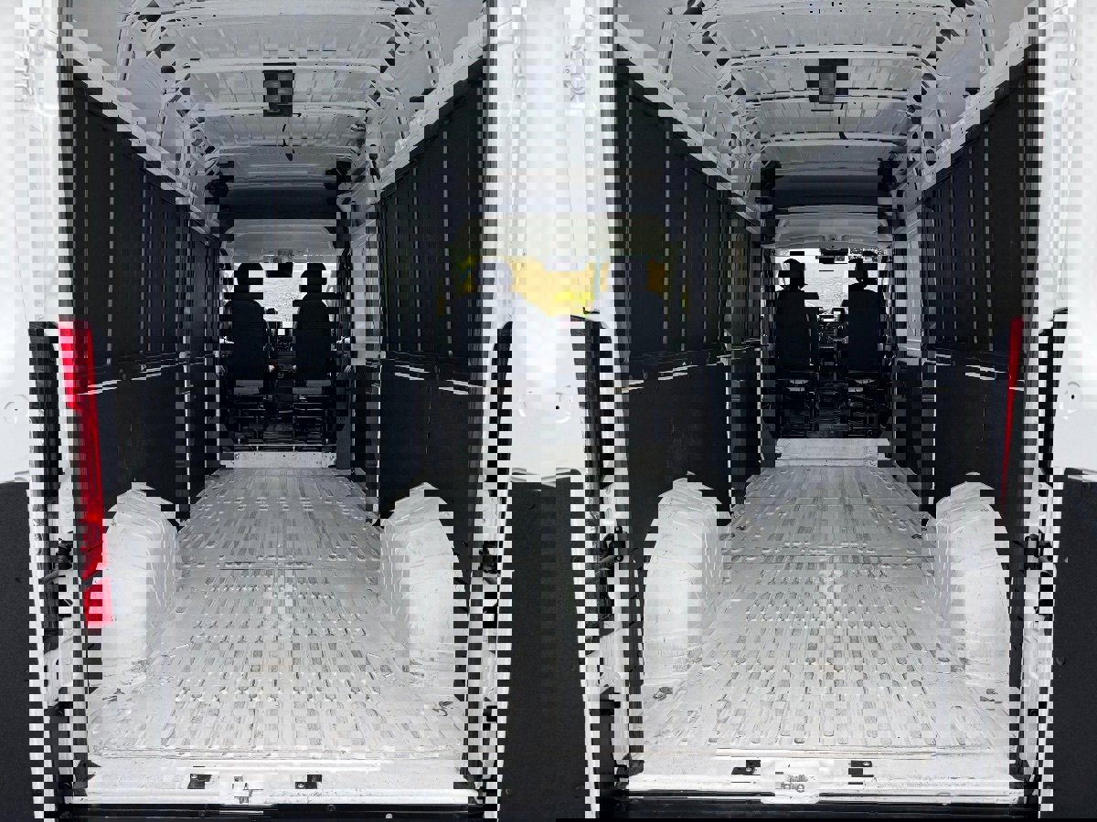 Used 2025 RAM ProMaster 2500 w/ Convenience Group image 13