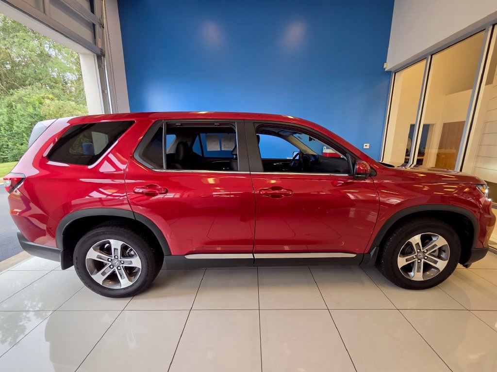 Certified 2025 Honda Pilot EX-L image 5