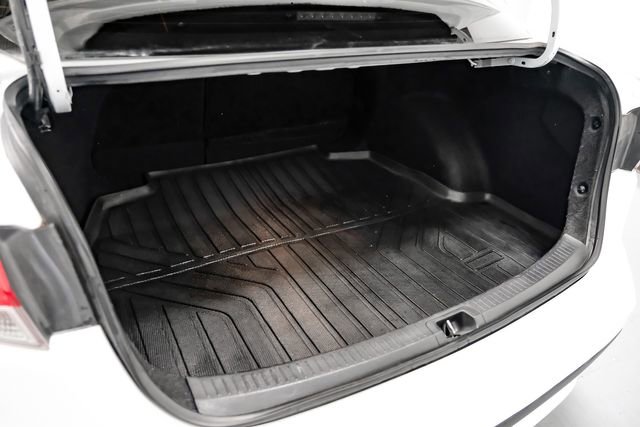 Used 2021 Toyota Corolla LE image 58