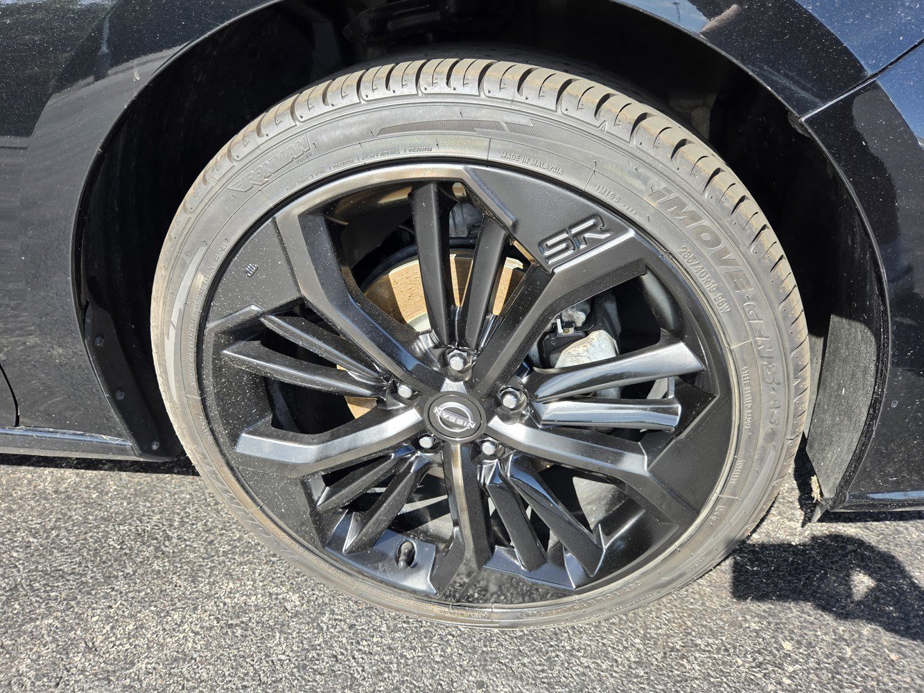 Used 2024 Nissan Altima 2.5 SR FWD image 39