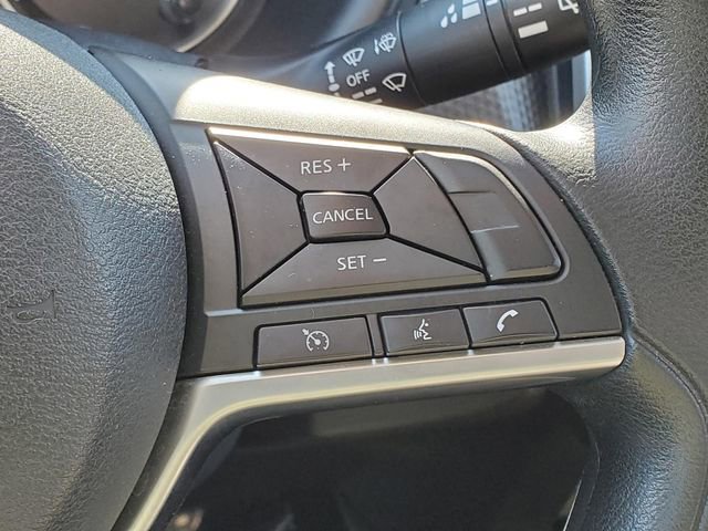 Used 2019 Nissan Kicks SV image 18