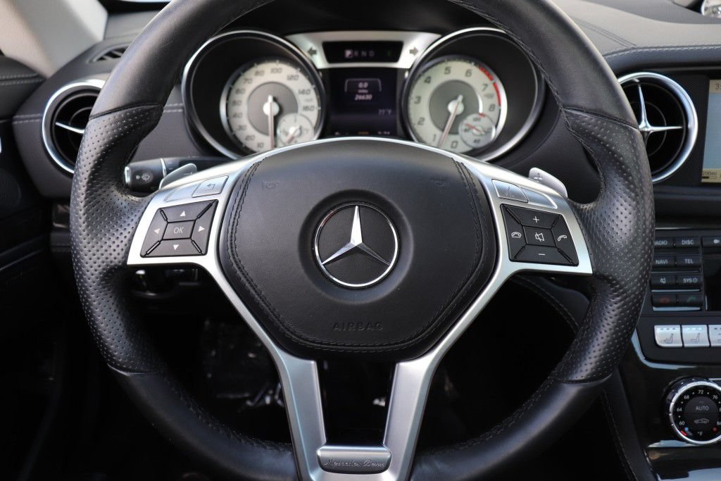 Used 2014 Mercedes-Benz SL 550 w/ Driver Assistance Package image 54