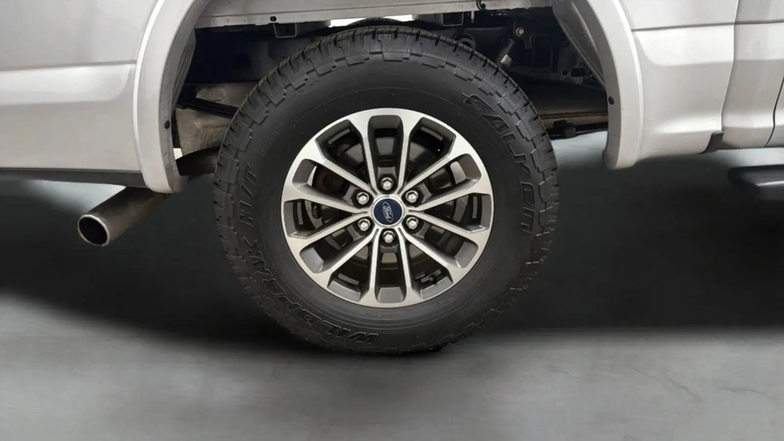 Used 2018 Ford F150 XLT w/ Equipment Group 302A Luxury AWD/4WD image 26