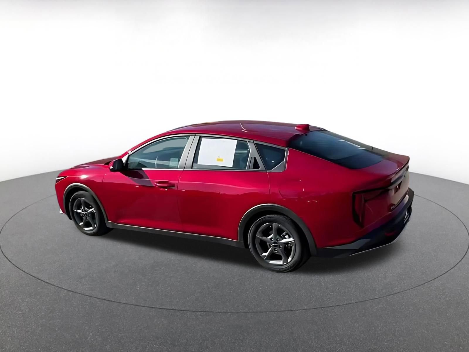 Used 2025 Kia K4 LXS image 8