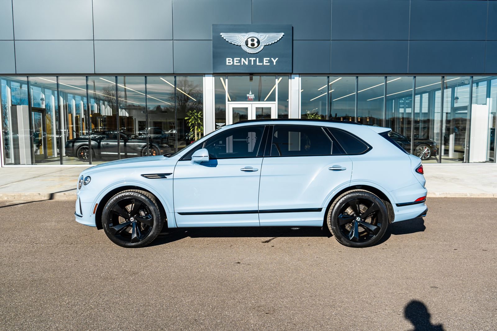 Certified 2022 Bentley Bentayga image 5