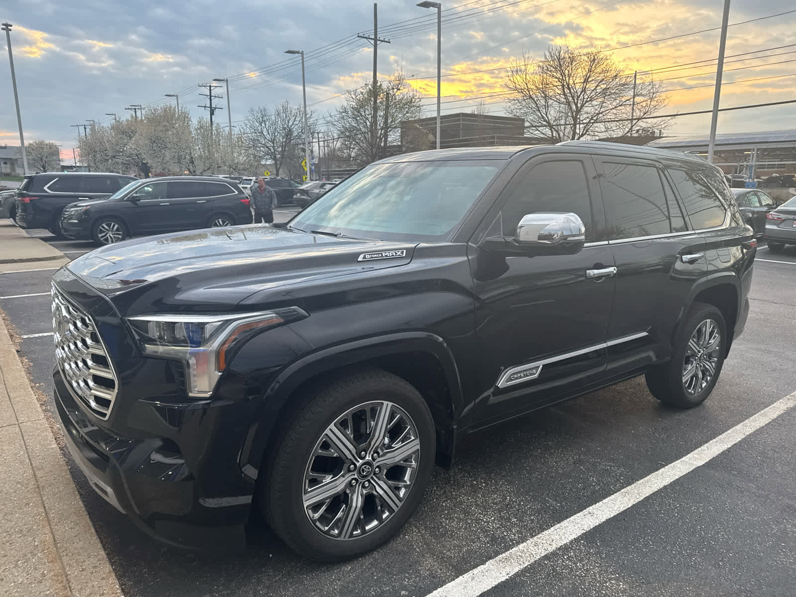 Used 2025 Toyota Sequoia Capstone image 1