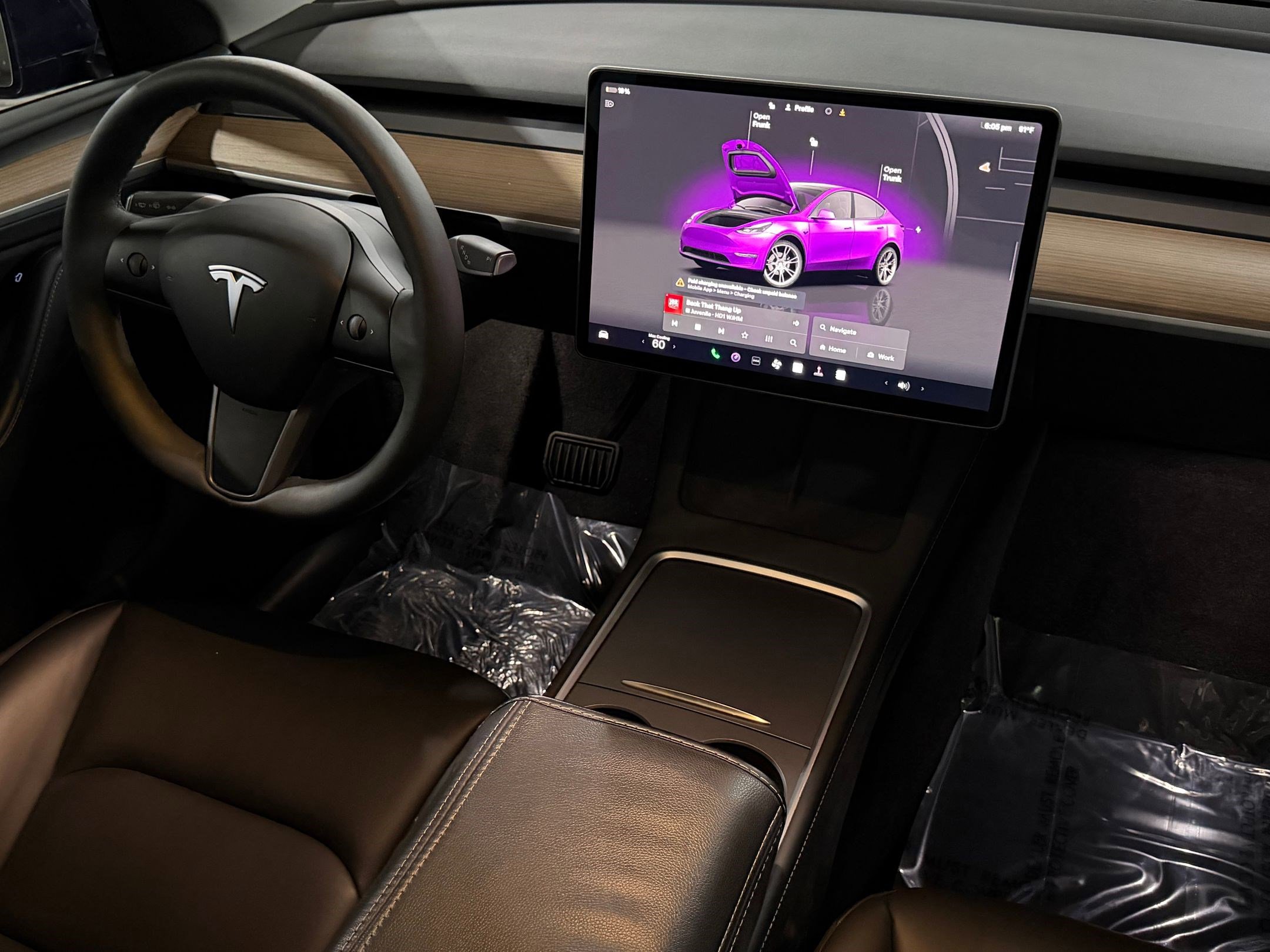 Used 2024 Tesla Model Y Long Range AWD/4WD image 12