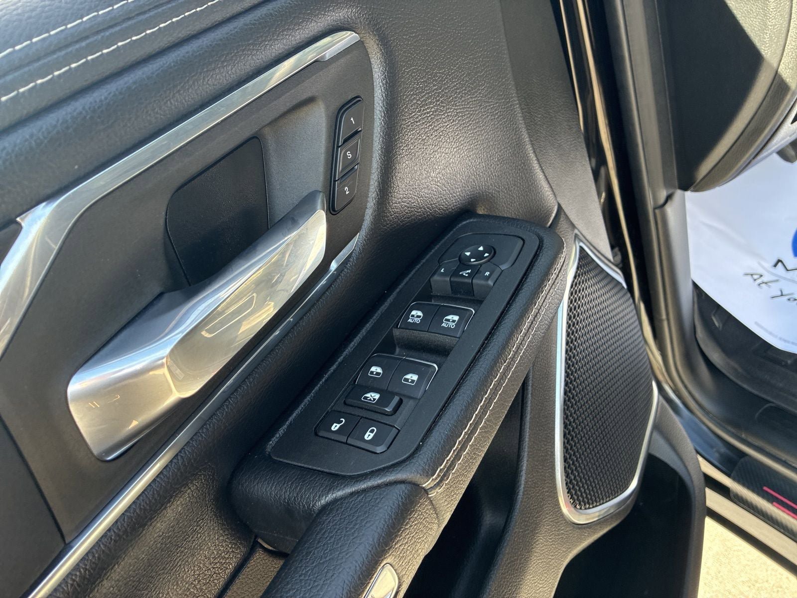 Used 2025 RAM 1500 Laramie w/ Sport Appearance Package image 16