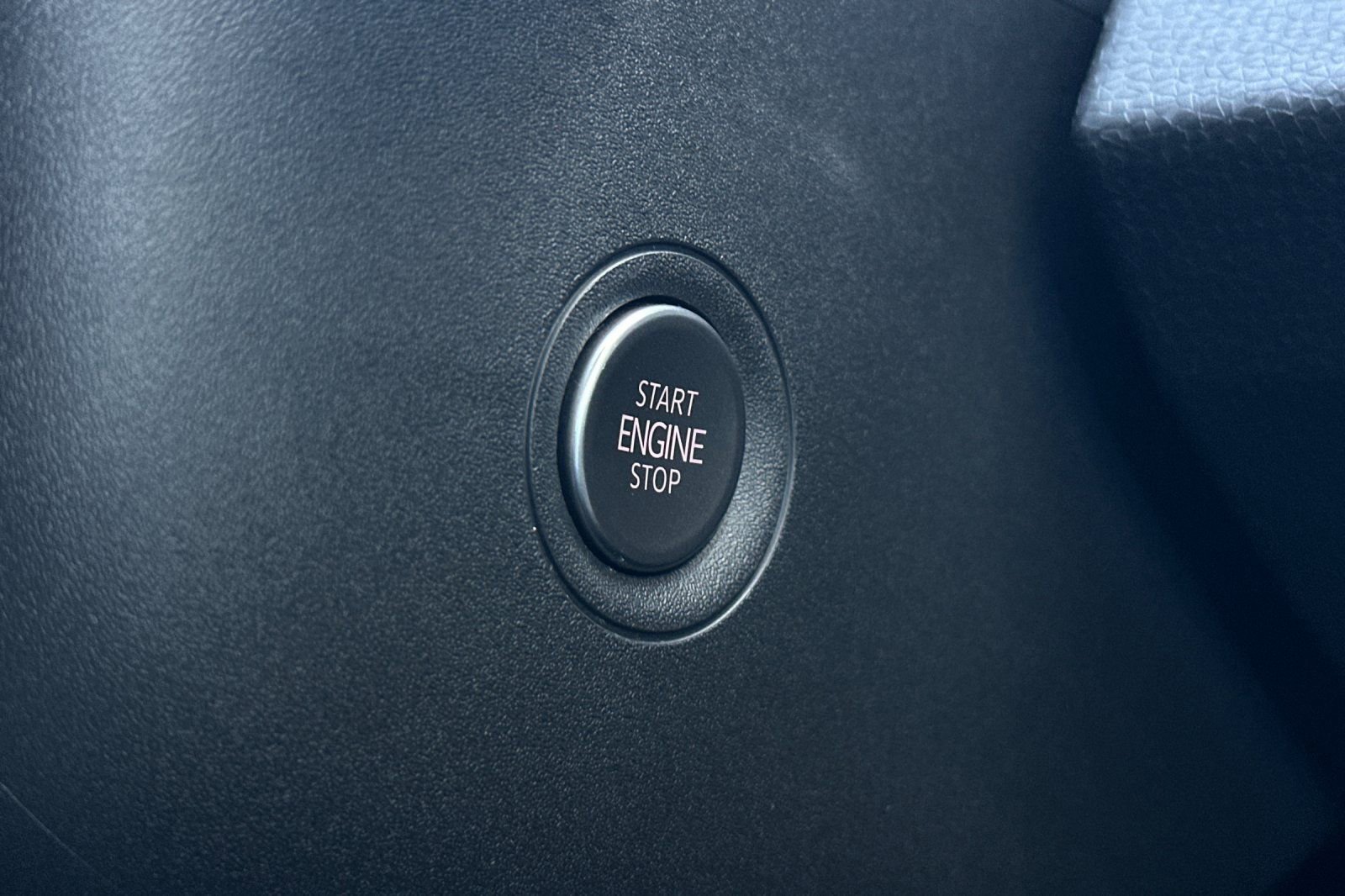 Certified 2023 Volkswagen ID.4 Pro image 23