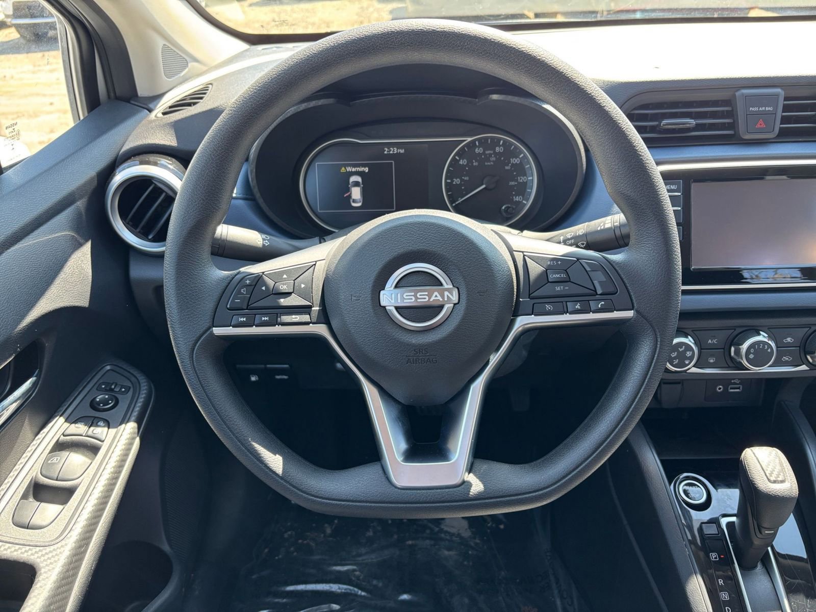 Used 2025 Nissan Versa SV FWD image 32