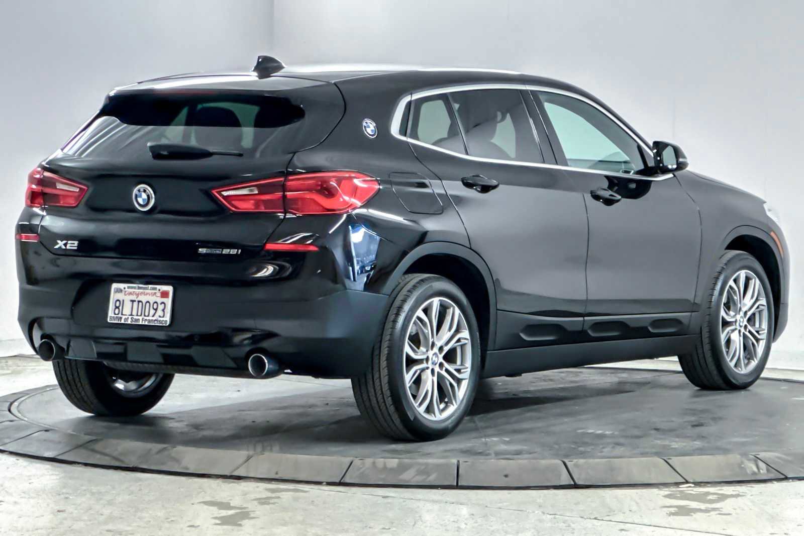 Used 2019 BMW X2 sDrive28i image 2