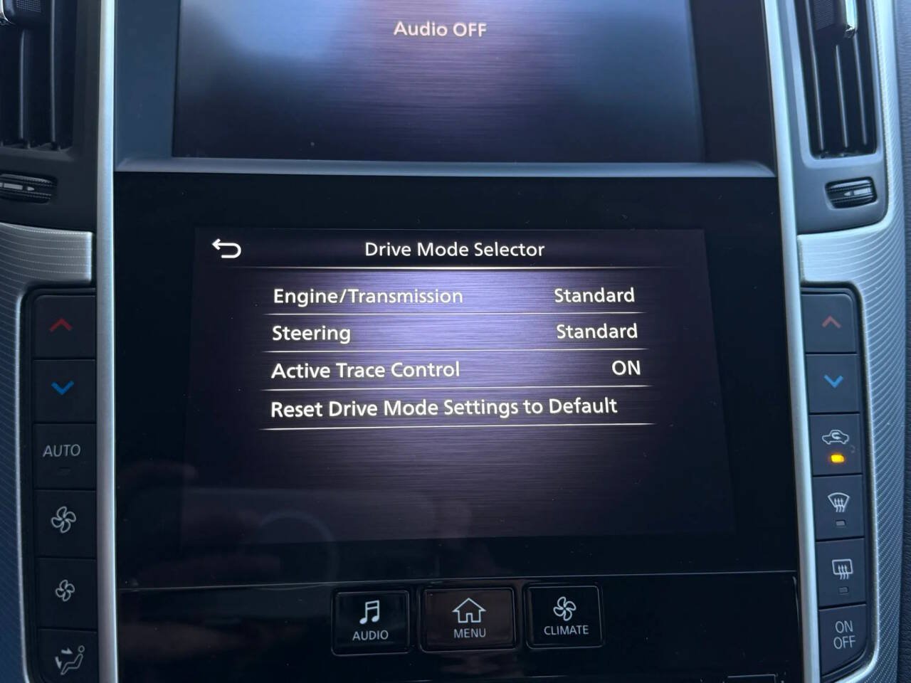 Used 2021 INFINITI Q50 Luxe w/ Seat & Sound Package AWD/4WD image 9