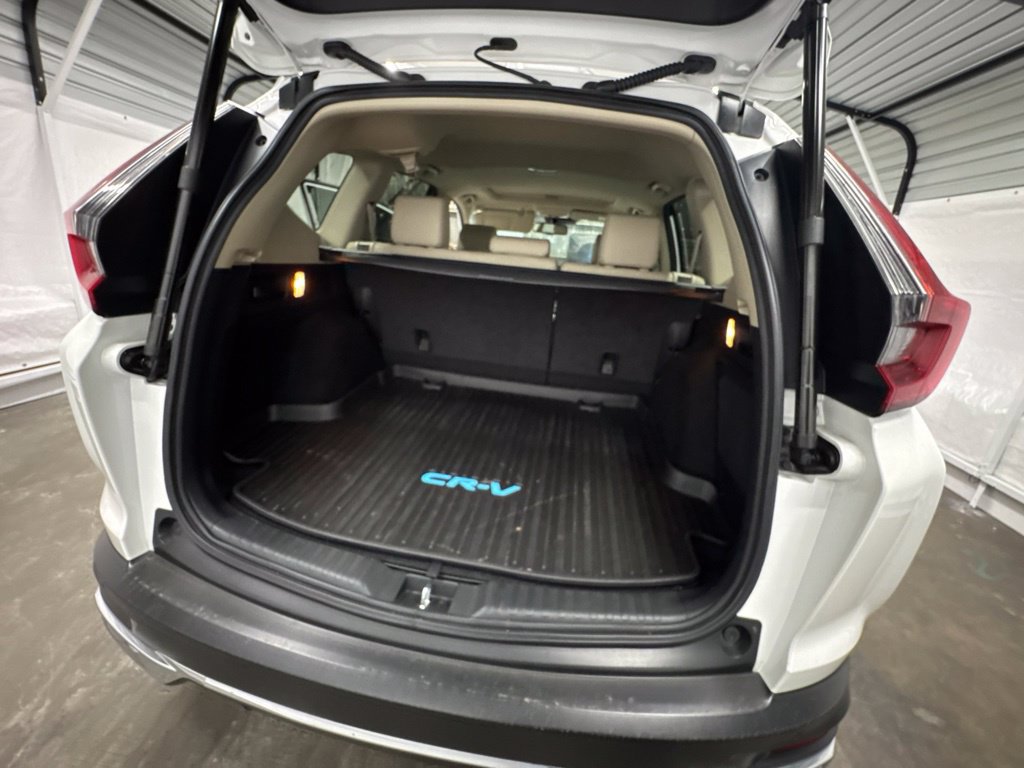 Used 2022 Honda CR-V Touring image 14
