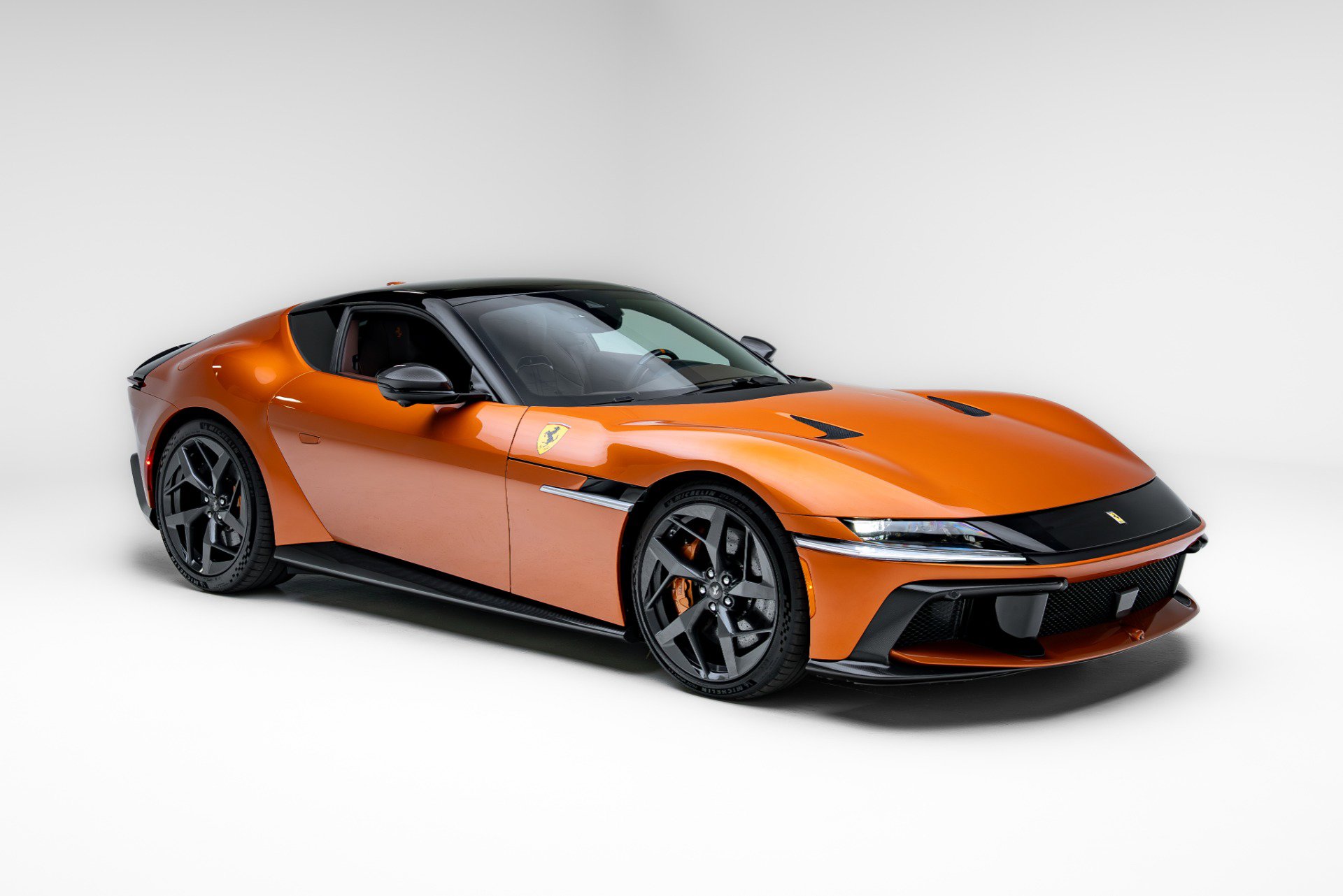 Used 2025 Ferrari 12Cilindri RWD image 9