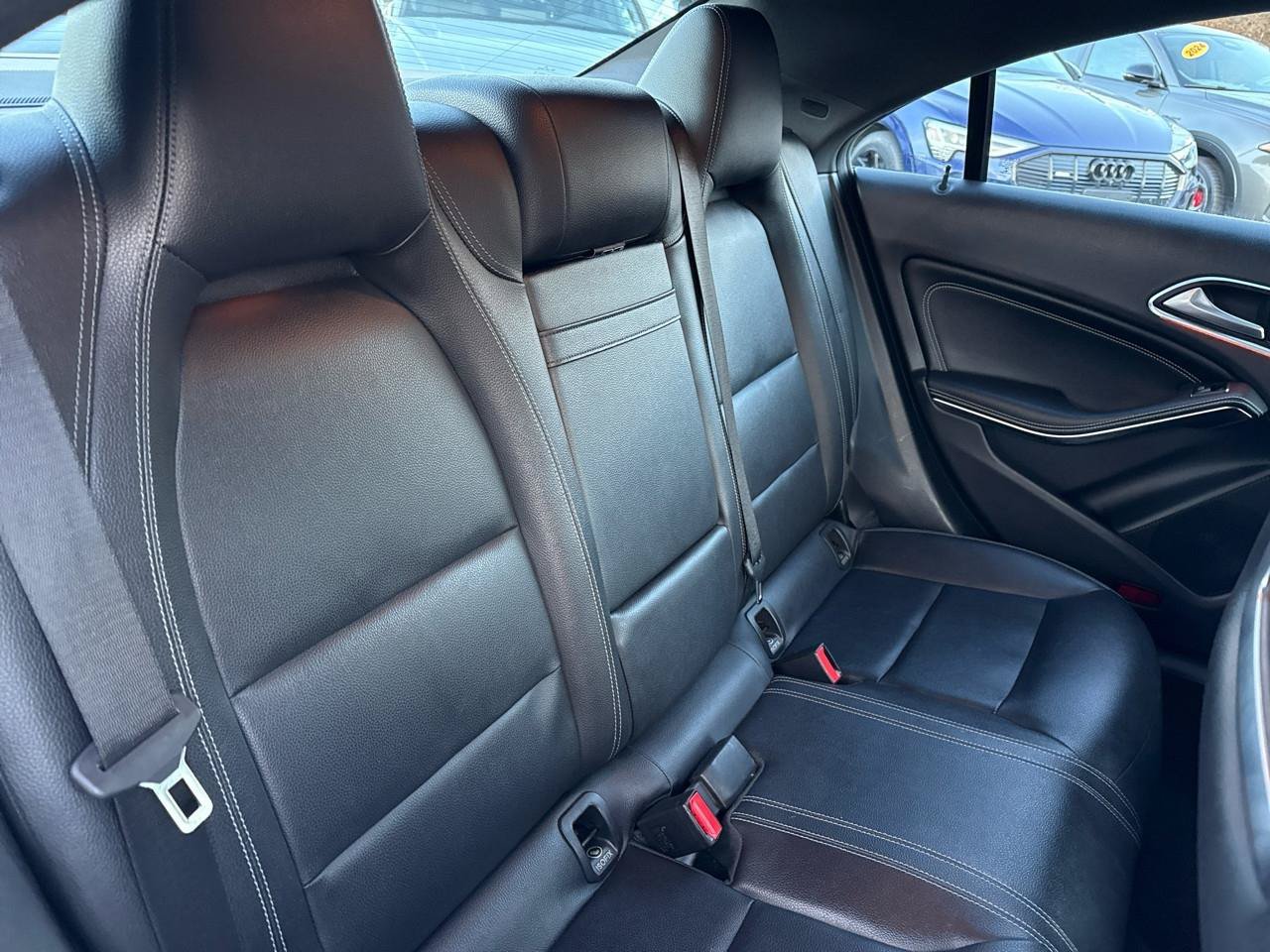 Used 2019 Mercedes-Benz CLA 250 4MATIC image 27