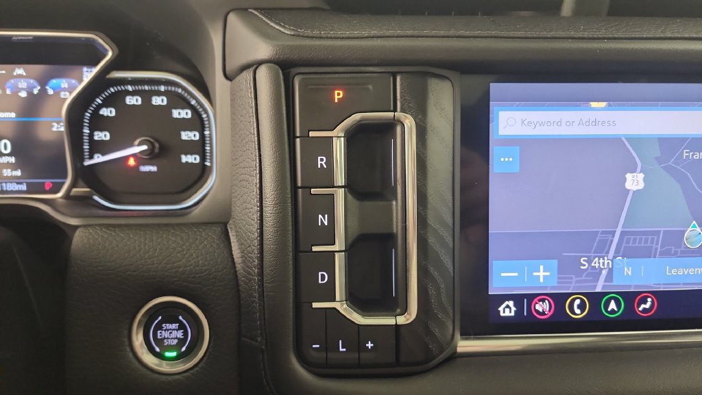 Used 2021 GMC Yukon Denali AWD/4WD image 30