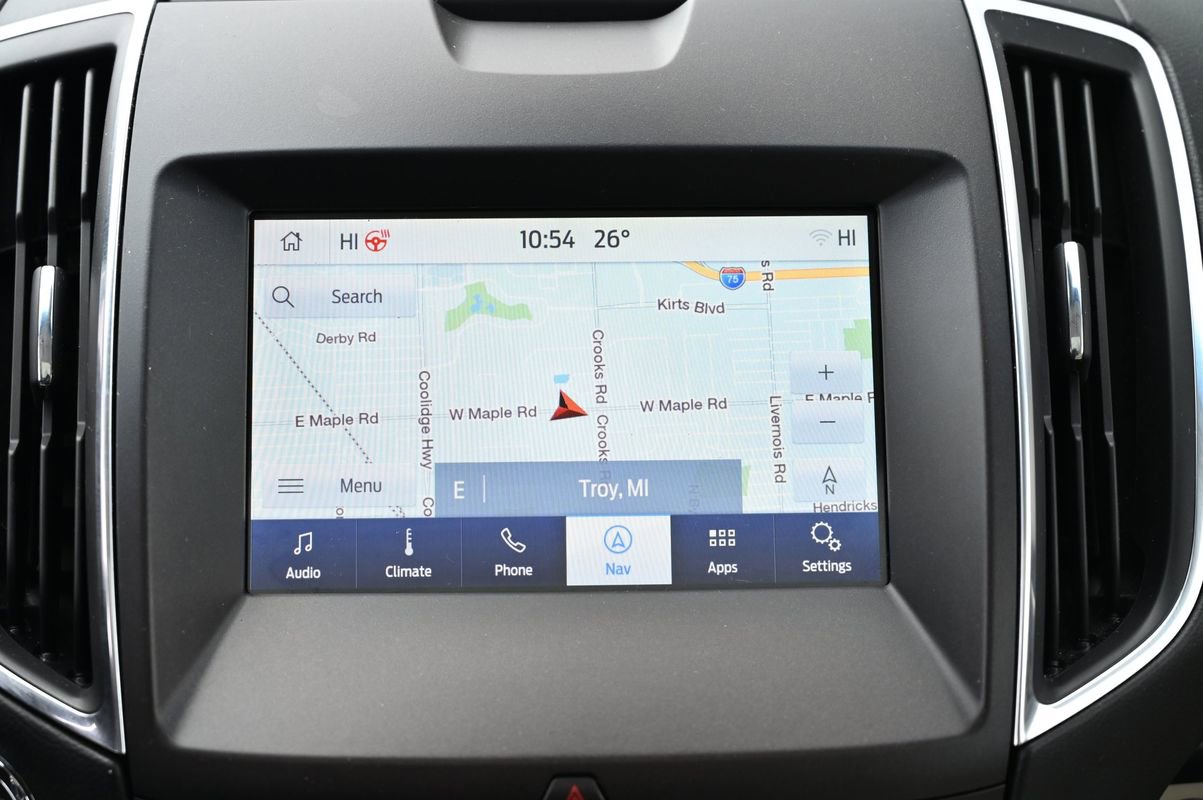 Used 2019 Ford Edge Titanium w/ Cold Weather Package image 26