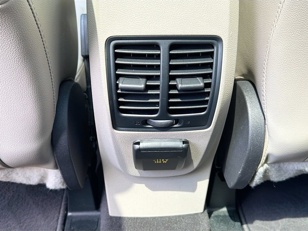 Used 2019 Ford Escape Titanium AWD/4WD image 28