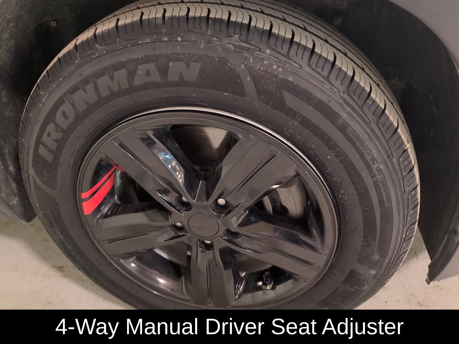 Used 2020 Chevrolet Trax LT w/ LT Convenience Package image 2