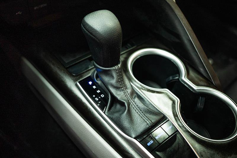 Used 2024 Toyota Camry LE image 20