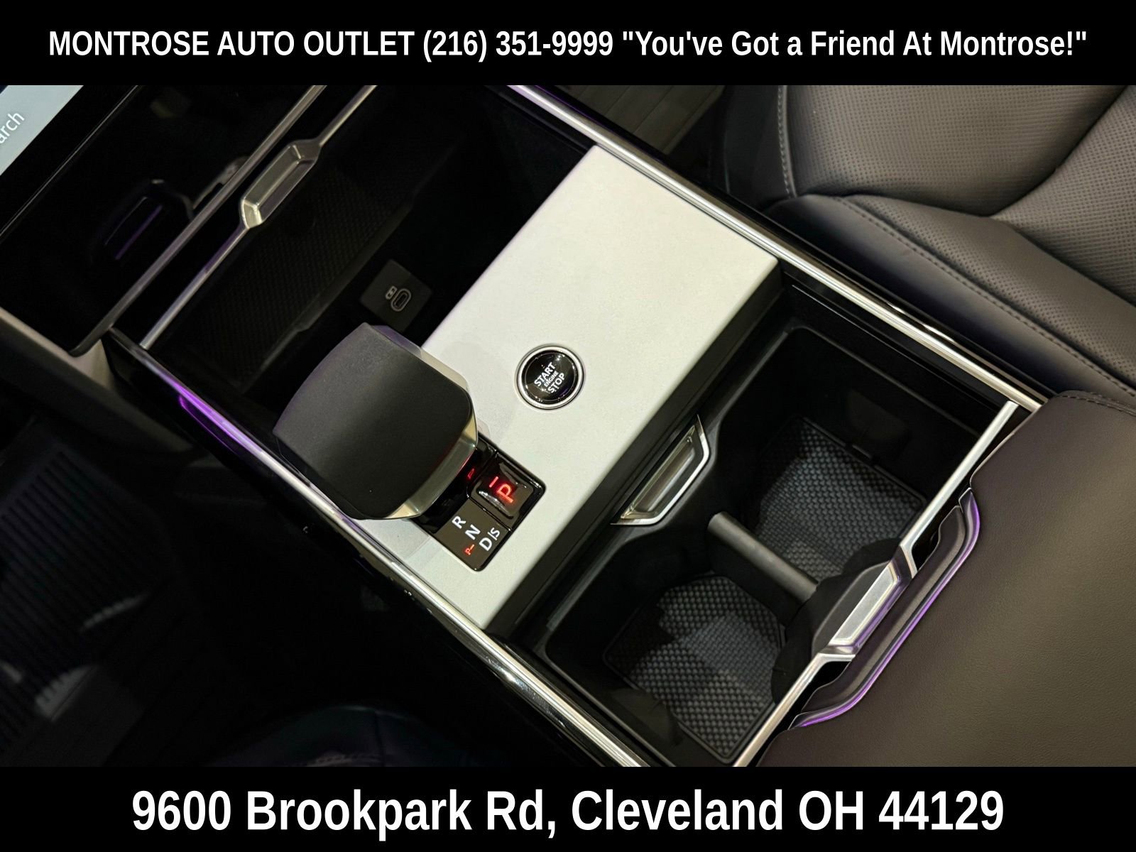 New 2025 Land Rover Range Rover SE image 23