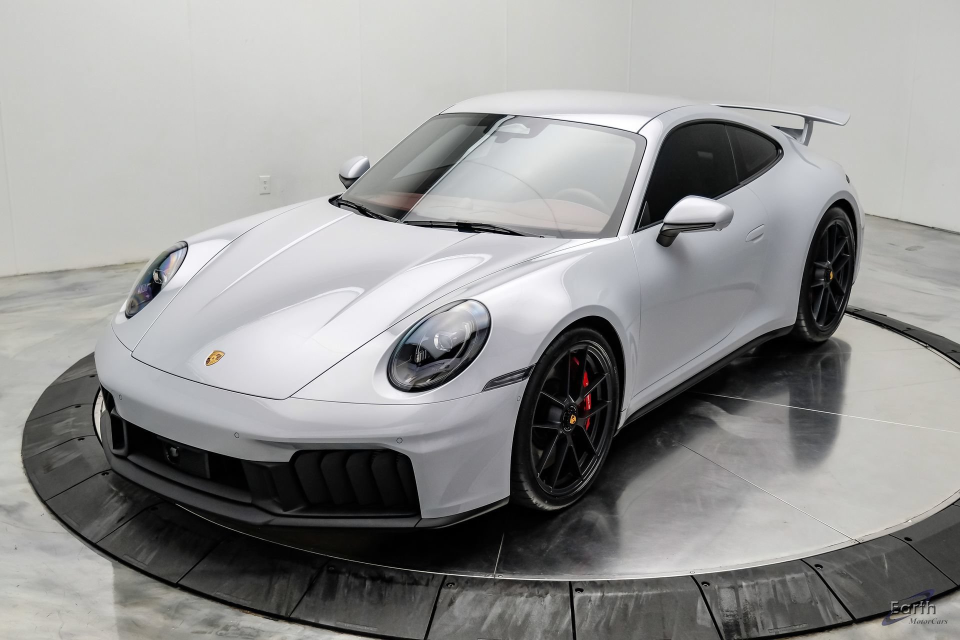 Used 2026 Porsche 911 Carrera GTS RWD image 6