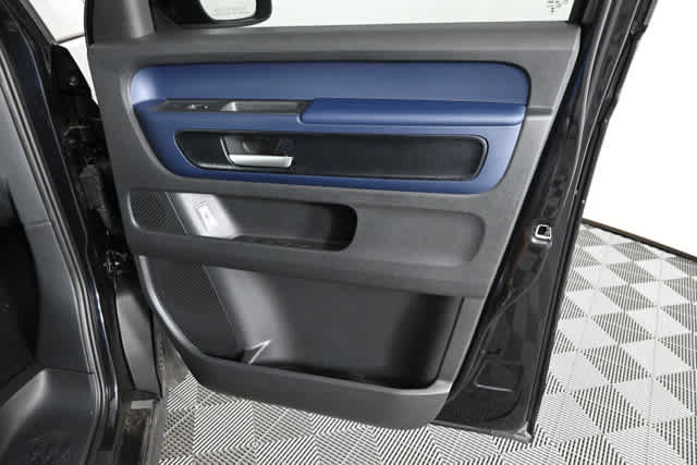 New 2025 Volkswagen ID. Buzz Pro S RWD image 27