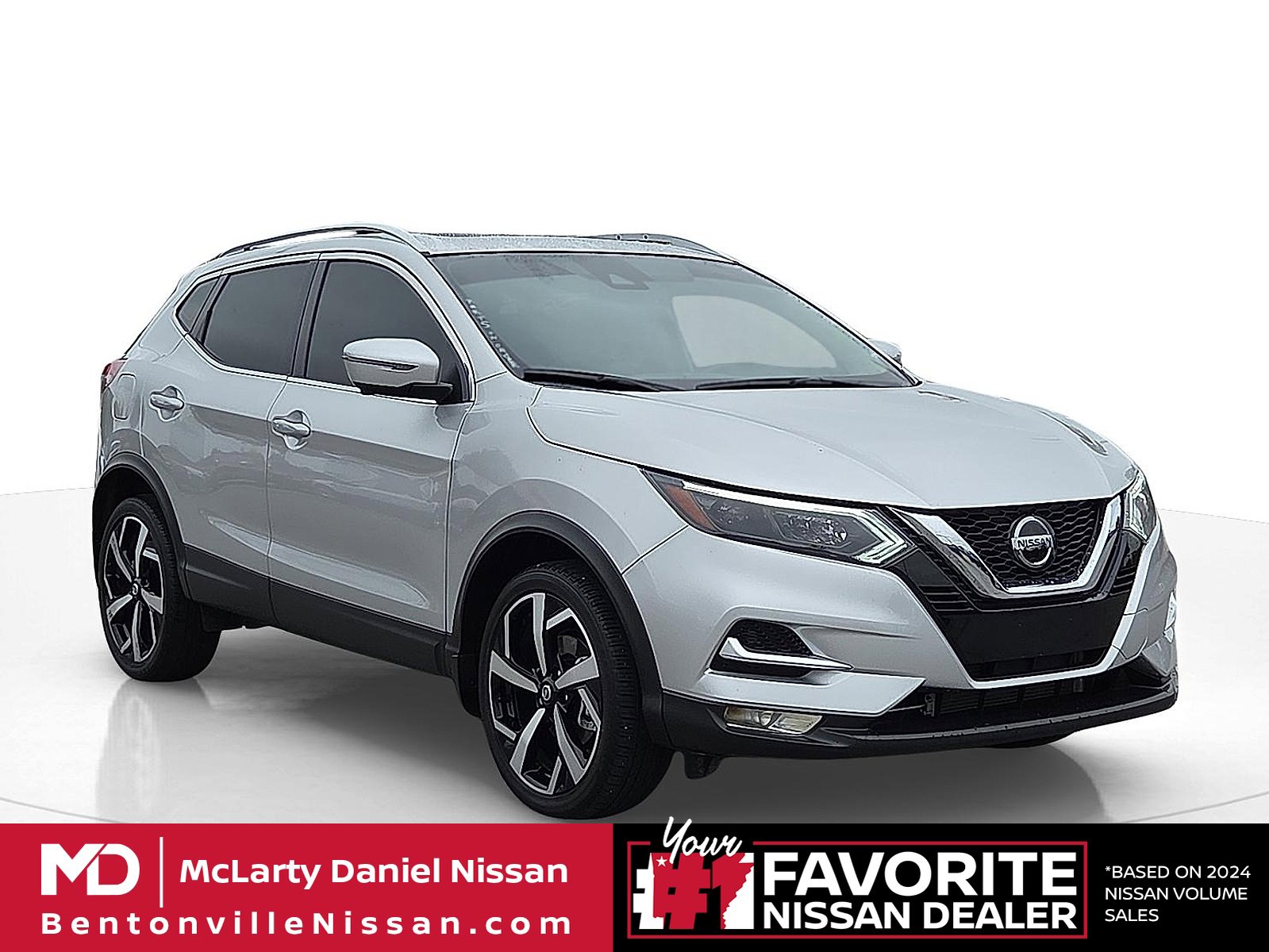 Used 2022 Nissan Rogue Sport SL w/ Premium Package image 1