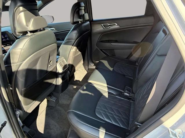 Used 2023 Kia Sportage X-Line w/ X-Line Premium Package AWD/4WD image 6