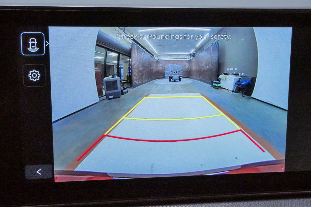 Used 2025 Hyundai Sonata SE image 23